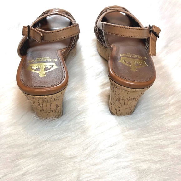 Crown Vintage Pixie Sandal size 9.5 womens - Picture 3 of 7